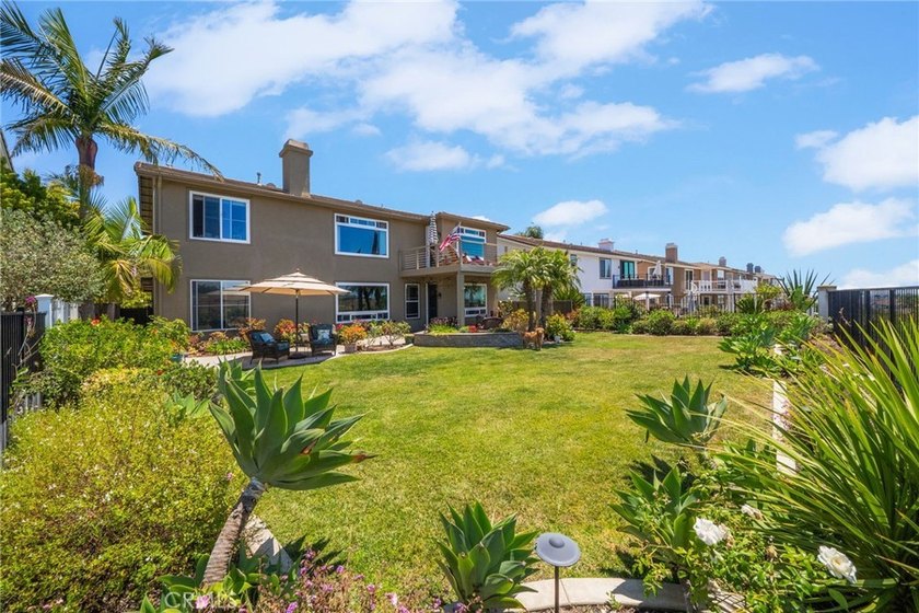 Experience breathtaking views of the ocean, Catalina Island, and - photo 41