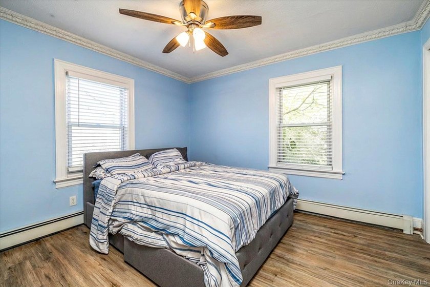 Classic Dutch Colonial offering space, flexibility, and endless - photo 15