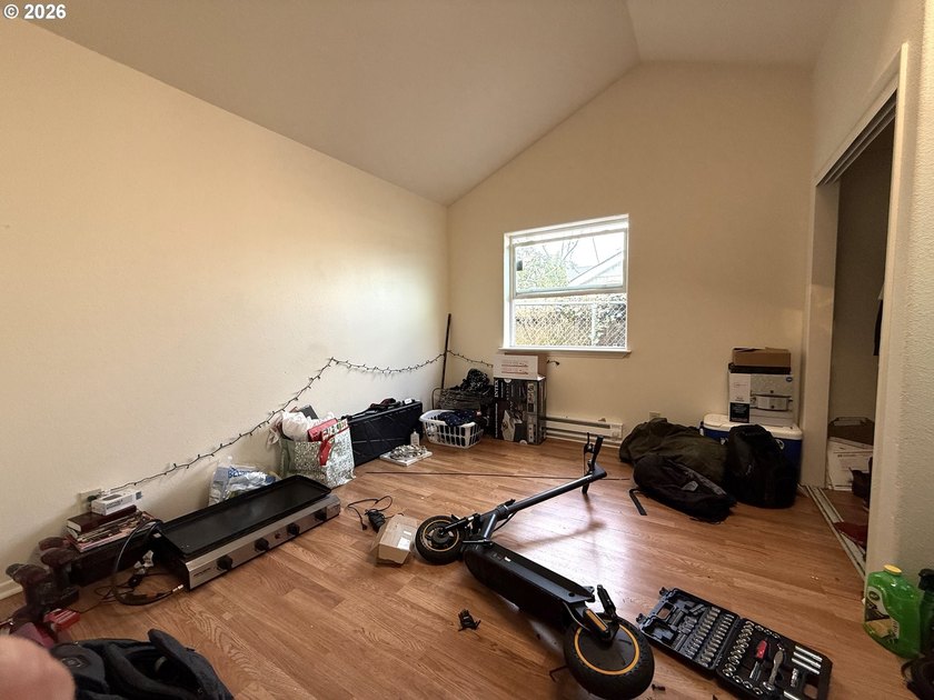 Beautiful duplex opportunity offering flexibility for both - photo 26