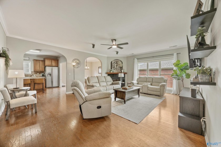 Located in the beautifully landscaped Canebrake Golf Community - photo 5