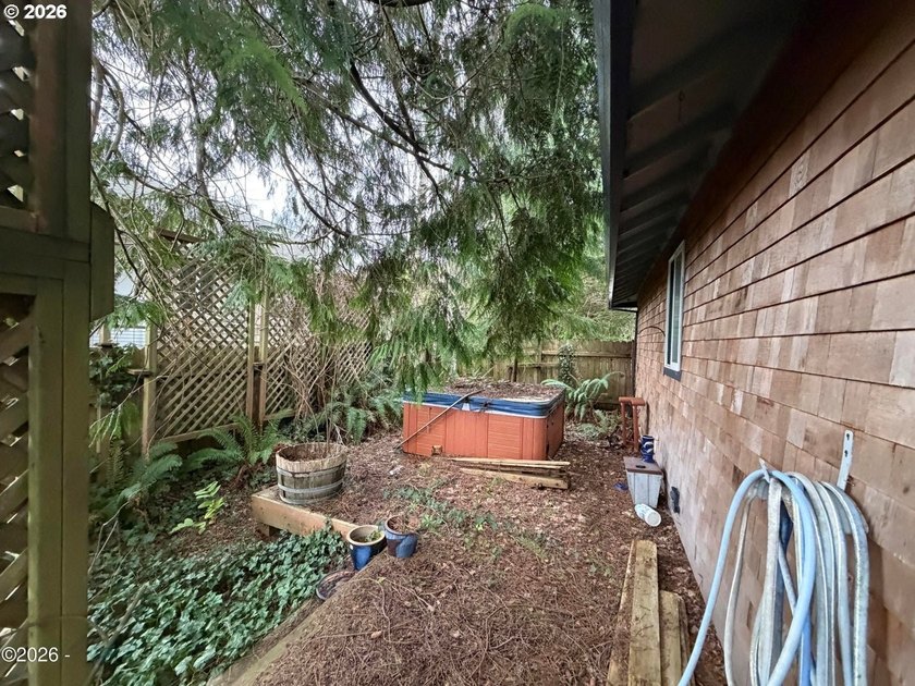 3 bedroom 2 bath home located in a private and quiet location of - photo 15