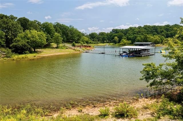 EXPERIENCE THE BEST OF LAKE EUFAULA, OK, IN YOUR WATERFRONT HOME - photo 8