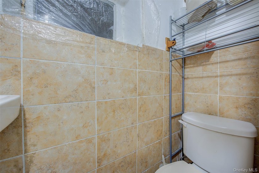Welcome to 150 Ridgewood Avenue, a spacious fully detached - photo 29