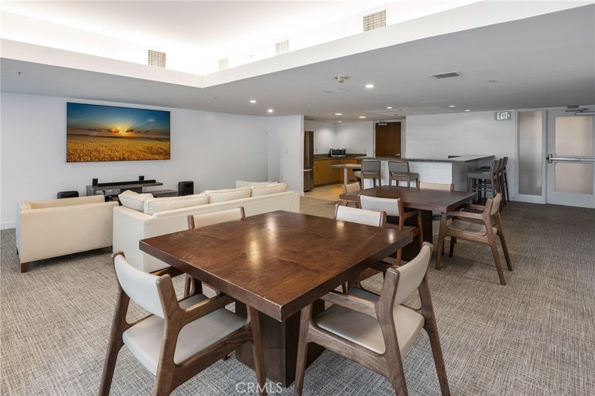 Beautifully updated 2-bedroom, 2.5-bath residence in the highly - photo 35