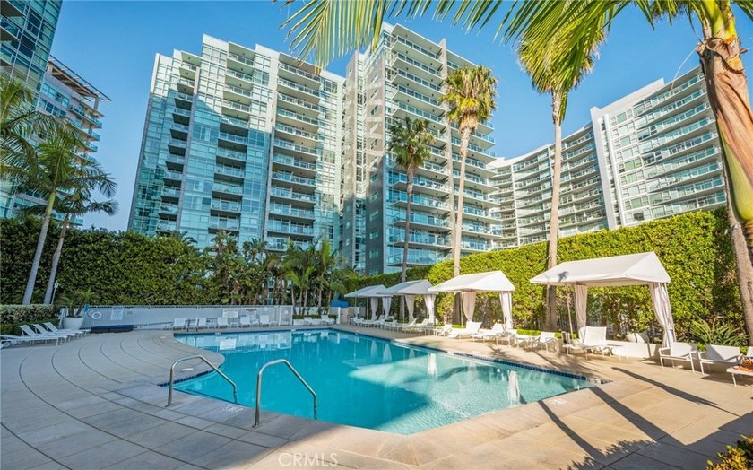 Beautifully updated 2-bedroom, 2.5-bath residence in the highly - photo 40