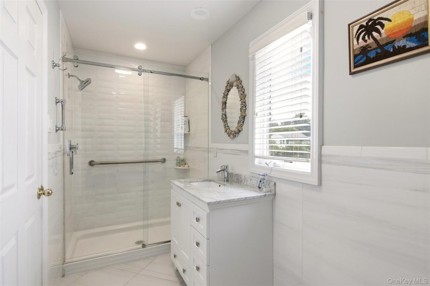 Located in the heart of Syosset this remarkable home has an - photo 10