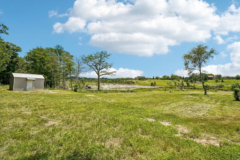 Guadalupe River Frontage with Exceptional Recreational Appeal - photo 4