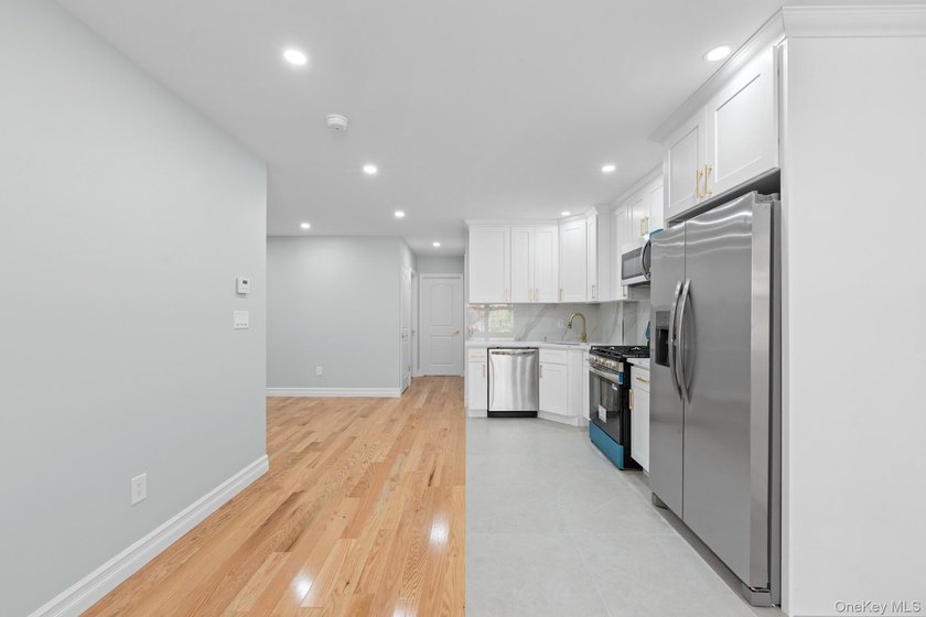 Experience modern living at its finest in this stunning newly - photo 4
