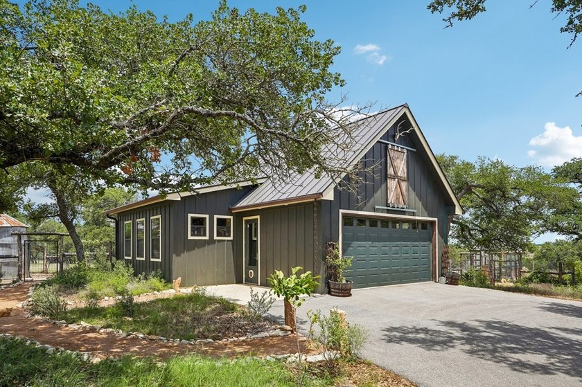 Located in the gated Hidden Springs community between - photo 3