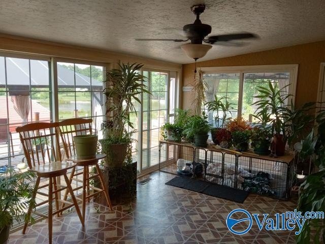 This is your chance for paradise on the lake, this home has it - photo 48