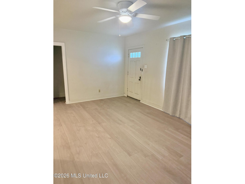 Charming Beachside Bungalow in Biloxi - Perfect for Coastal - photo 7