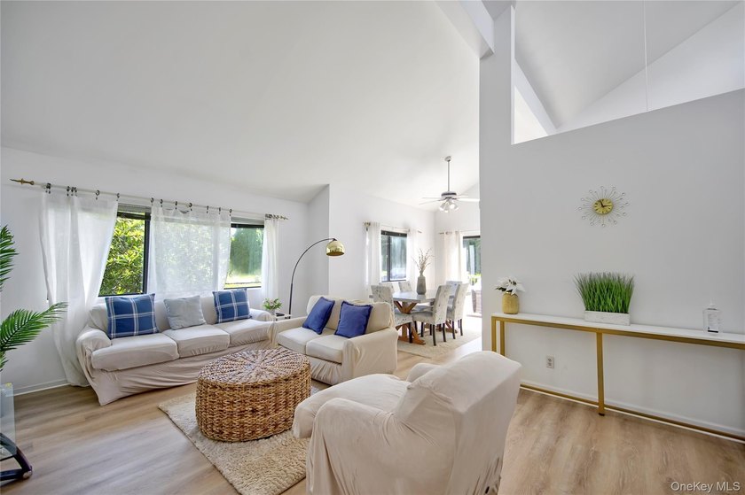Back on the Market with price improvement. This home offers - photo 4