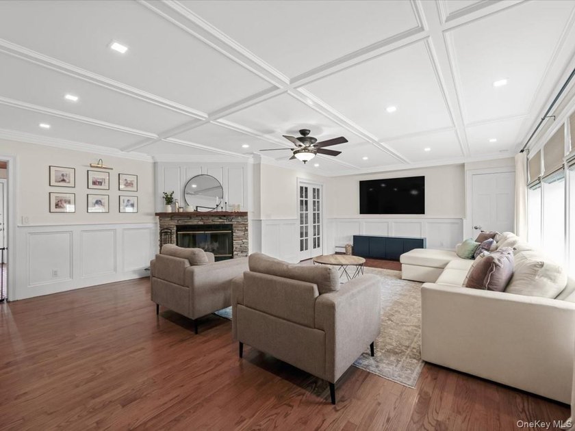 Welcome to 66 Moffitt Boulevard, a spacious three-bedroom - photo 3