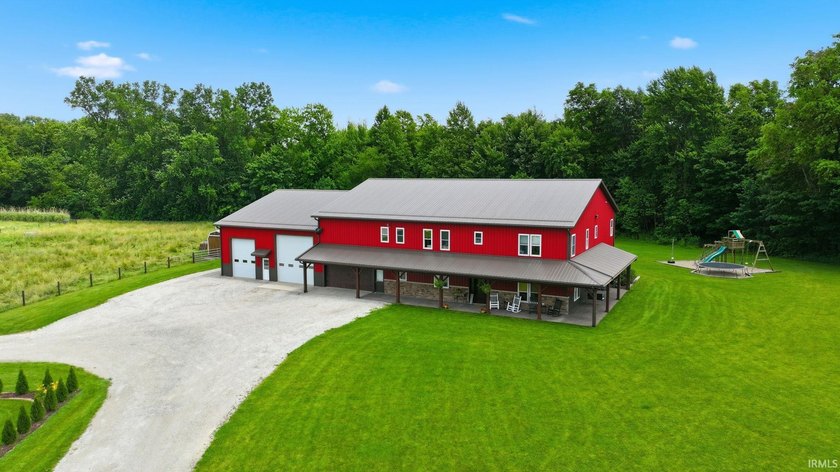 Rare opportunity to own a one-of-a-kind shop house on 11 - photo 4