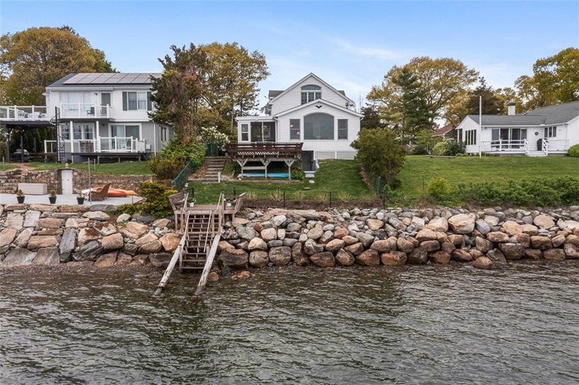 Welcome to your waterfront retreat on stunning Narragansett Bay - photo 41