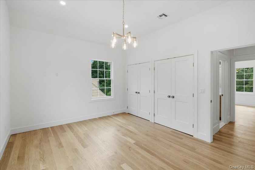 Exceptional New Construction, thoughtfully designed and - photo 34