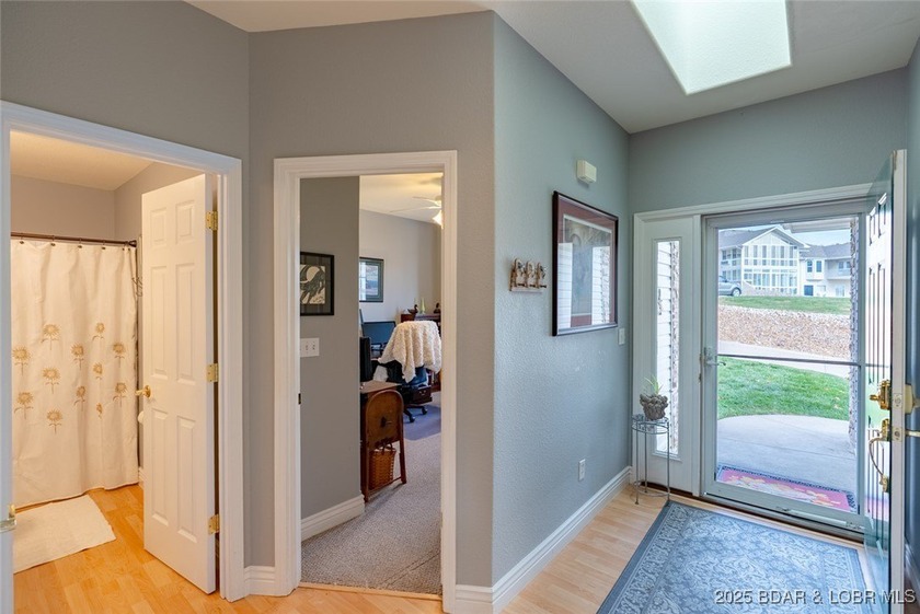 Discover comfort and convenience in this inviting 3 bed, 3 bath - photo 20