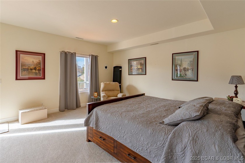 Discover comfort and convenience in this inviting 3 bed, 3 bath - photo 41