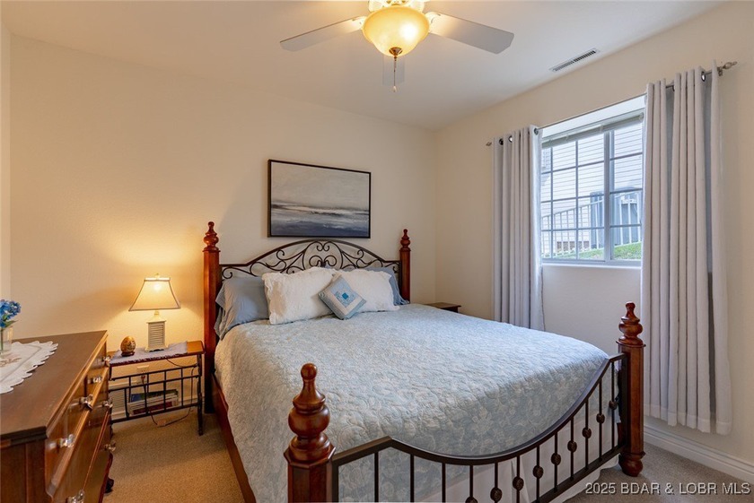 Discover comfort and convenience in this inviting 3 bed, 3 bath - photo 45