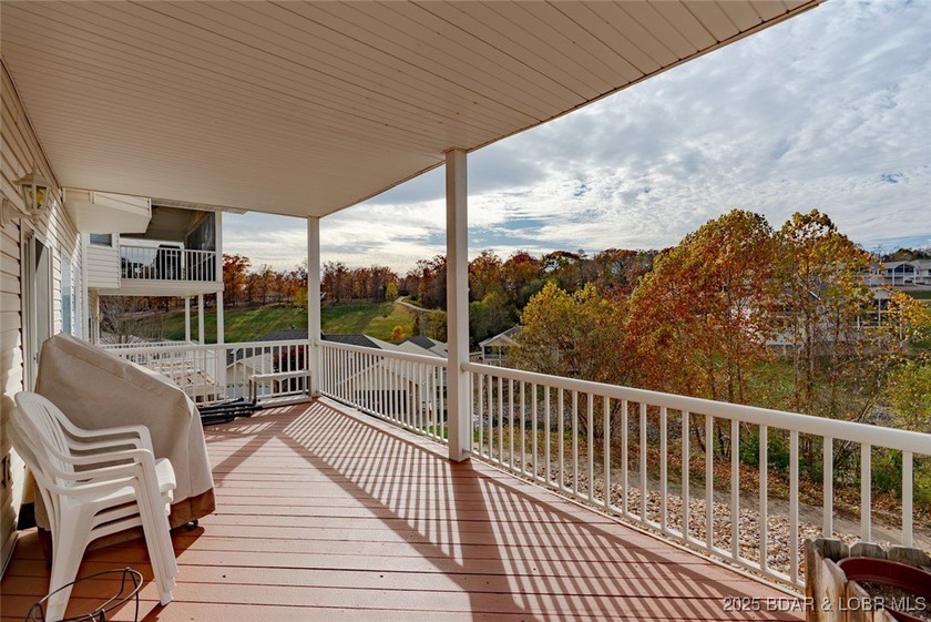 Discover comfort and convenience in this inviting 3 bed, 3 bath - photo 55