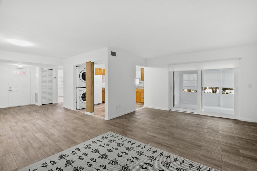 JUST REDUCED BY $10,000 Exceptional Value! Move-in ready - photo 18