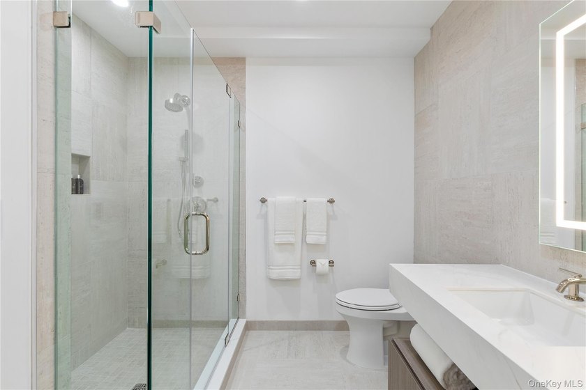 A luxury beach hotel-inspired condominium, The Boardwalk is a - photo 19