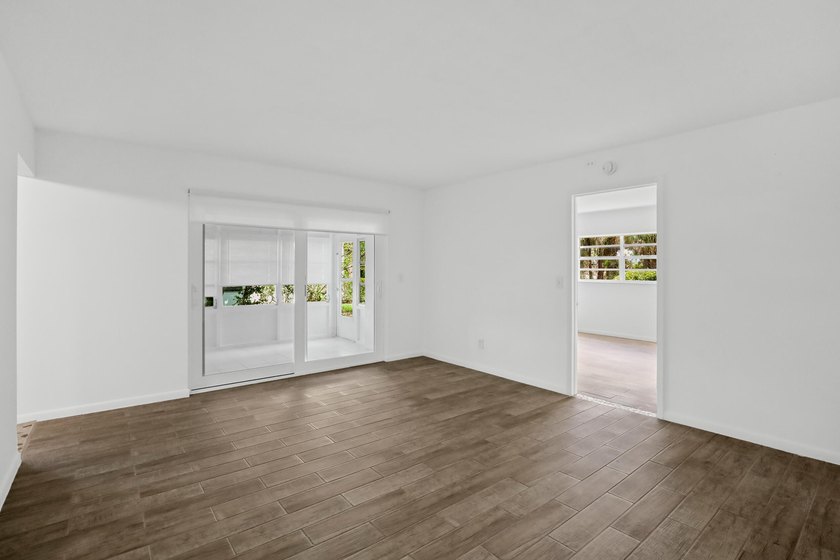 JUST REDUCED BY $10,000 Exceptional Value! Move-in ready - photo 19