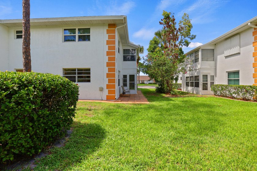 JUST REDUCED BY $10,000 Exceptional Value! Move-in ready - photo 38