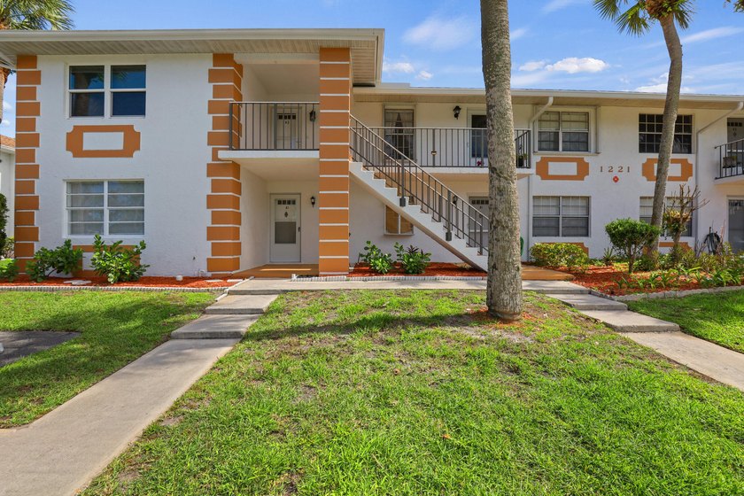 JUST REDUCED BY $10,000 Exceptional Value! Move-in ready - photo 40