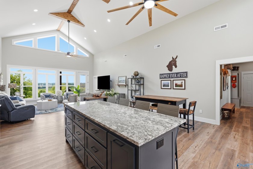 Private riverfront retreat on 10 acres along beautiful Bluewater - photo 7