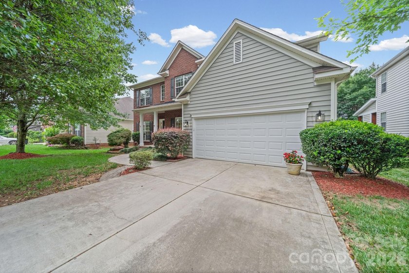 Welcome home to this stunning Hunter Oaks retreat featuring a - photo 42