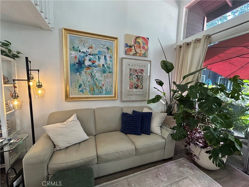Welcome to Pine Creek Lane-where comfort meets convenience in - photo 6