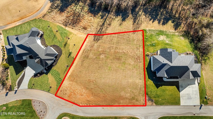 Beautiful mountain-view homesite offering distant views of the - photo 2
