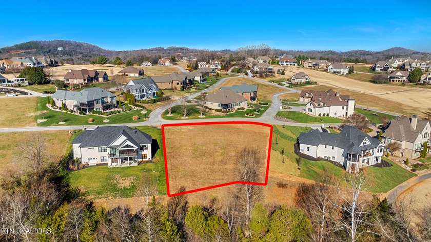 Beautiful mountain-view homesite offering distant views of the - photo 4