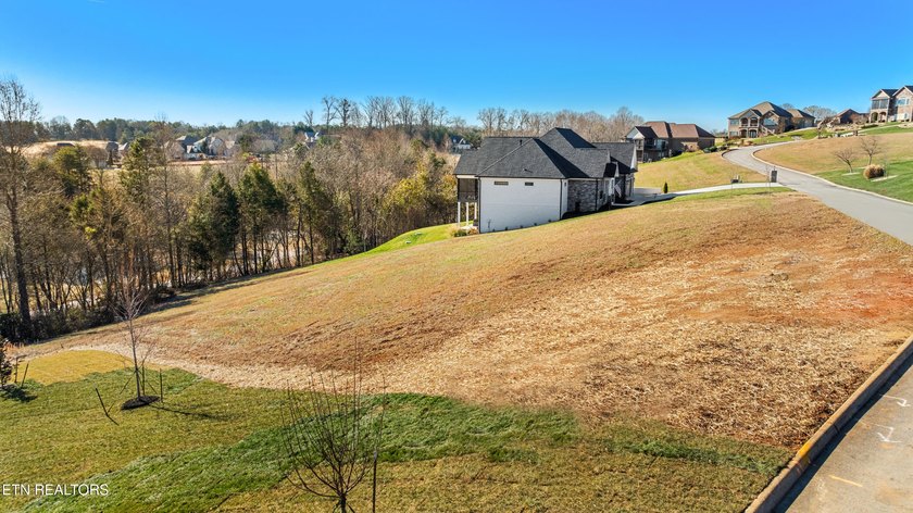 Beautiful mountain-view homesite offering distant views of the - photo 6