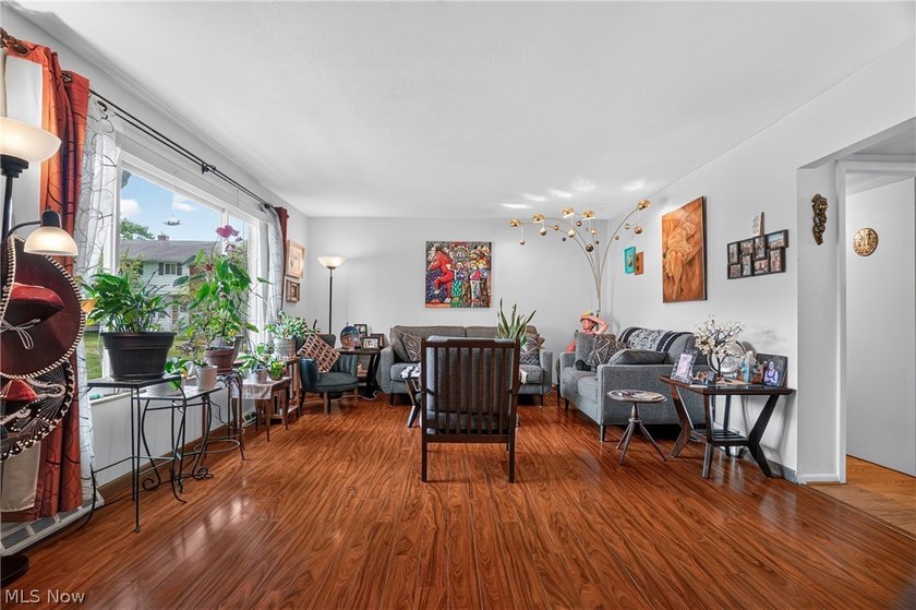 Amazing large and updated townhouse in a great location at 27651 - photo 9