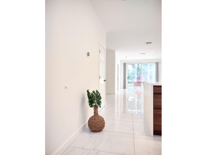 Fully renovated, bright and modern two-story home in the heart - photo 13