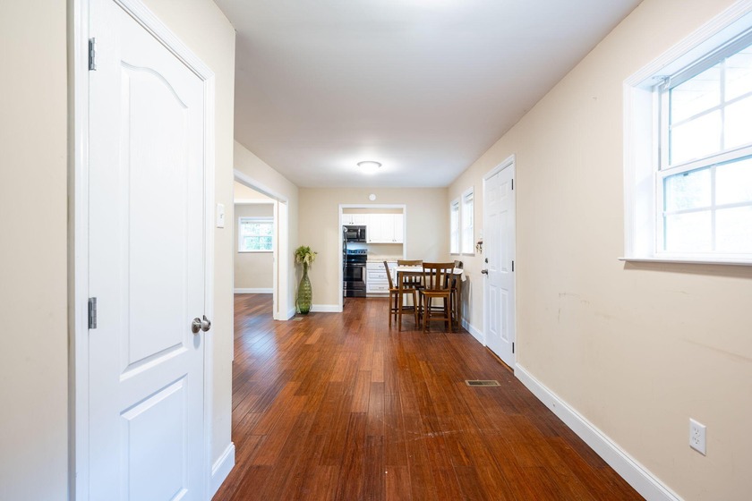 This cozy one level home offers easy living with an open layout - photo 17