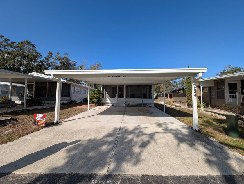 Experience the ultimate Florida lifestyle in this beautifully - photo 2