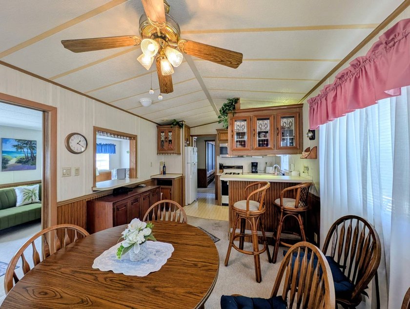 Experience the ultimate Florida lifestyle in this beautifully - photo 9