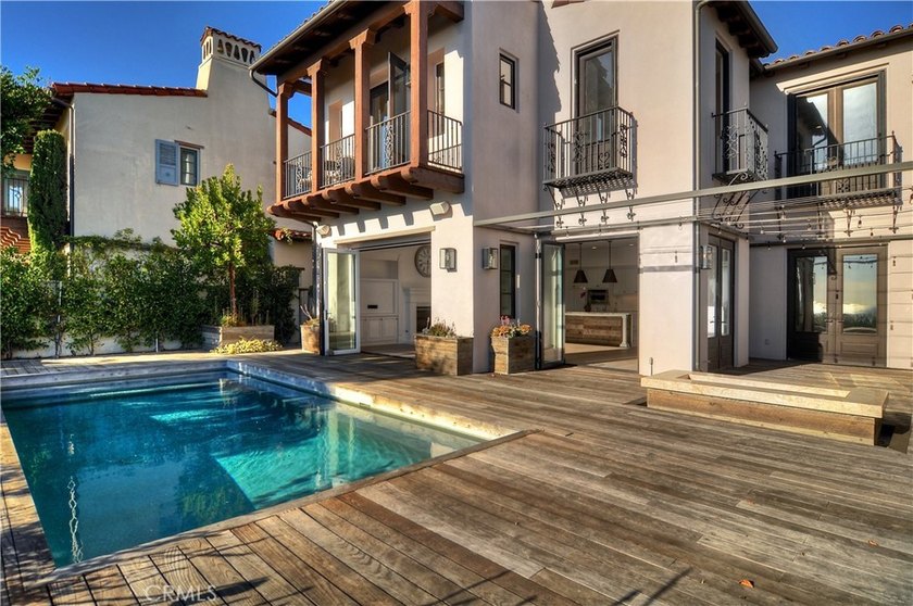 Enjoy unobstructed 180 degree panoramic ocean views from nearly - photo 11