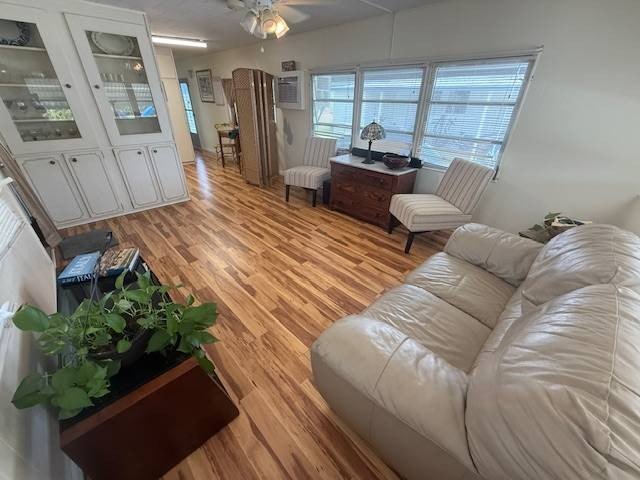 Welcome to affordable and easy Florida living in Lake Haven, a - photo 19