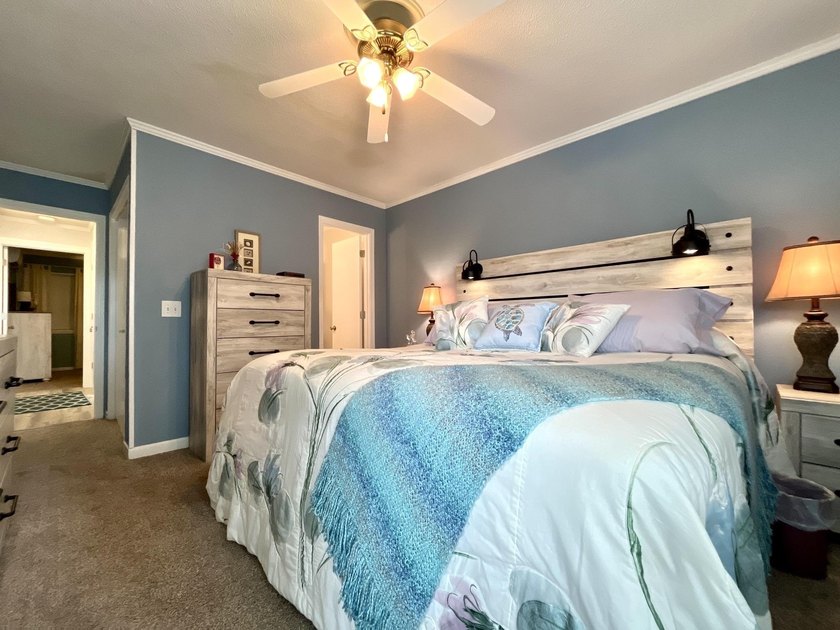 Wake up to ocean views in this beautifully updated 2BR/2BA condo - photo 23