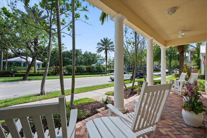 WELCOME to 133 Sugarberry Drive a spacious 4 bed, 4 bath FLORIDA - photo 3