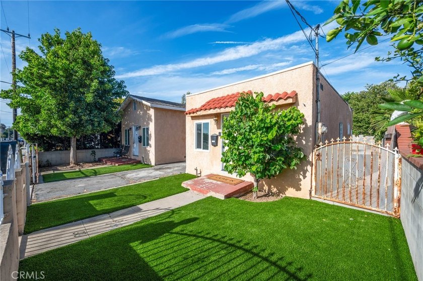 Excellent Opportunity in the Heart of Wilmington! This updated - photo 6