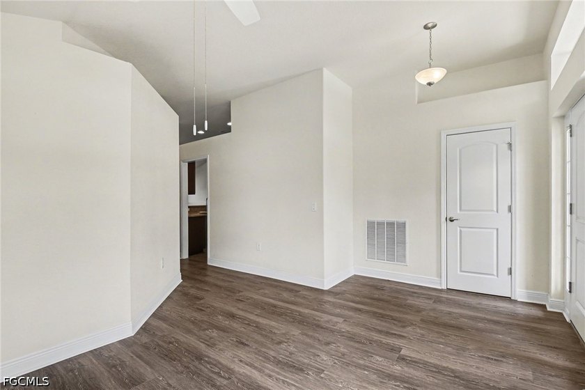Welcome to 1006 NE 33rd St, Cape Coral, FL 33909! Built in 2017 - photo 3