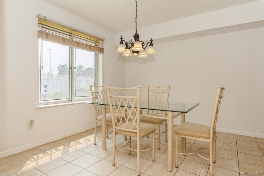 Welcome to 51 Alhambra Dr. Enjoy the open dining area off the - photo 6