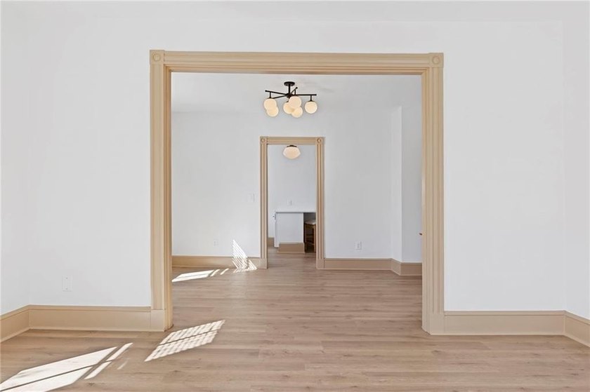 Location is everything in Newport and this unit puts you right - photo 20