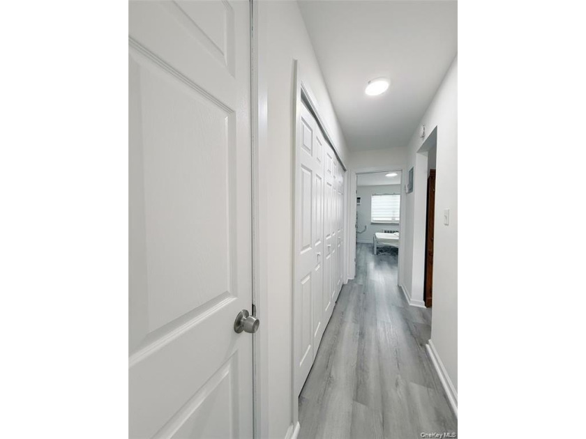 Newly renovated One-Bedroom Garden-Style Apartment! Located on - photo 5