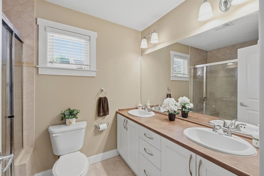 Welcome to Ferngrove, a boutique duplex style complex located in - photo 23
